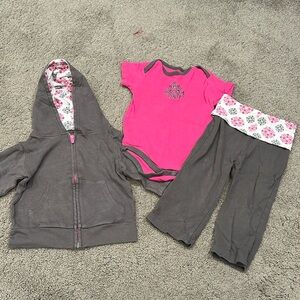 Yoga Sprouts Pink and Gray 3-piece Jogging Set